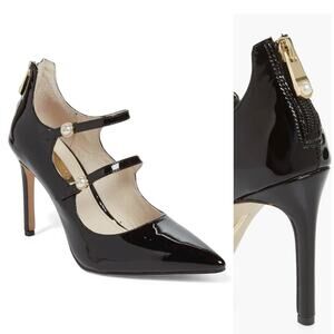 Louise et Cie LO-JOLANIE Pantent Leather Black Strappy Pump Size 7.5